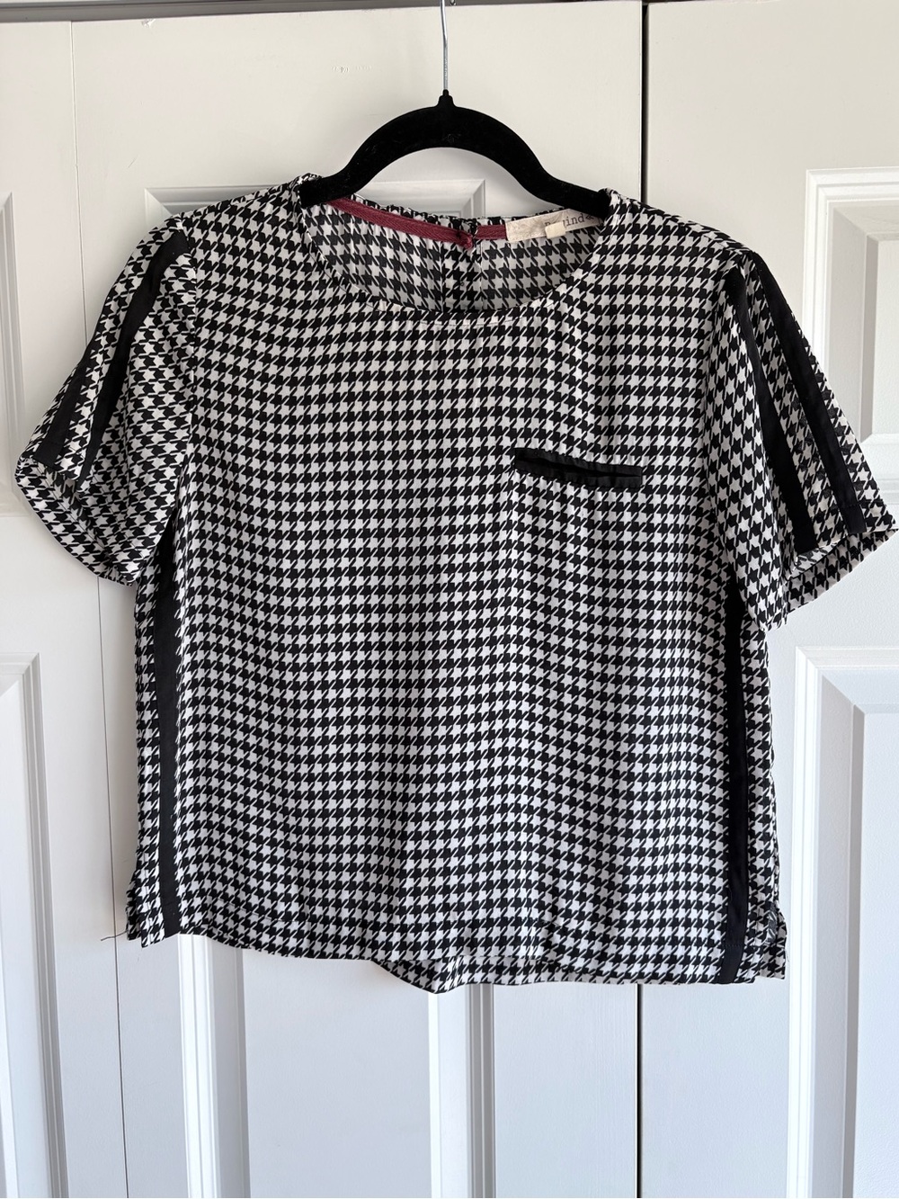 Houndstooth Short-Sleeve Blouse - Black/White, Women’s Size S